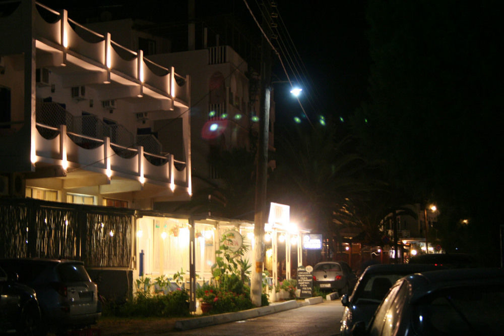 Cyclades Hotel Serifos Livadi  Exterior photo